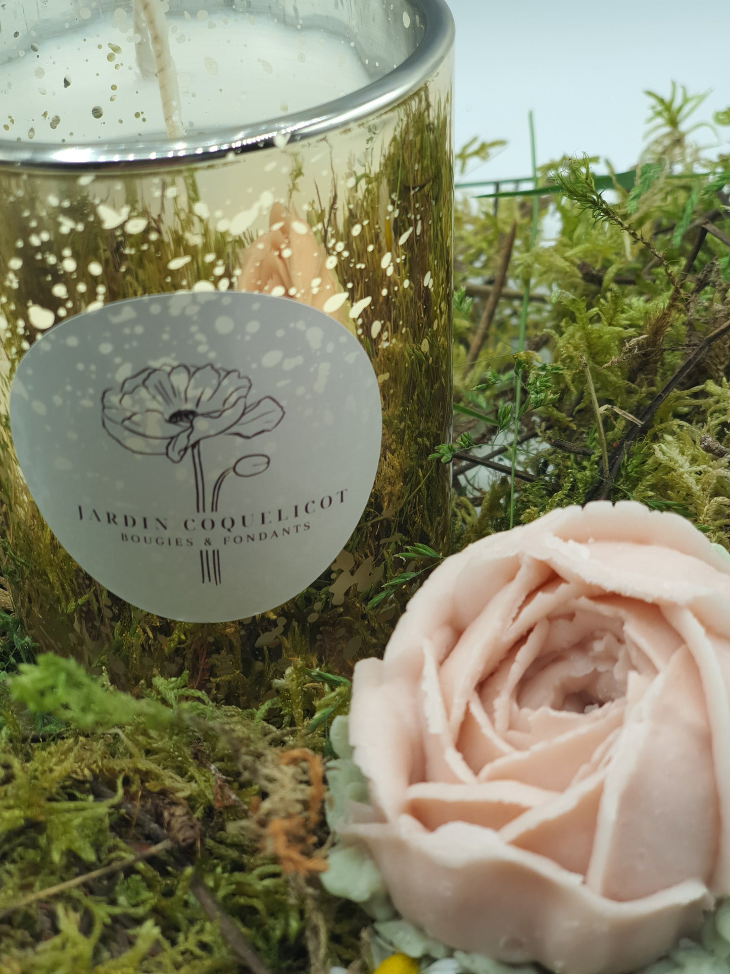 Bougie et son fondant rose