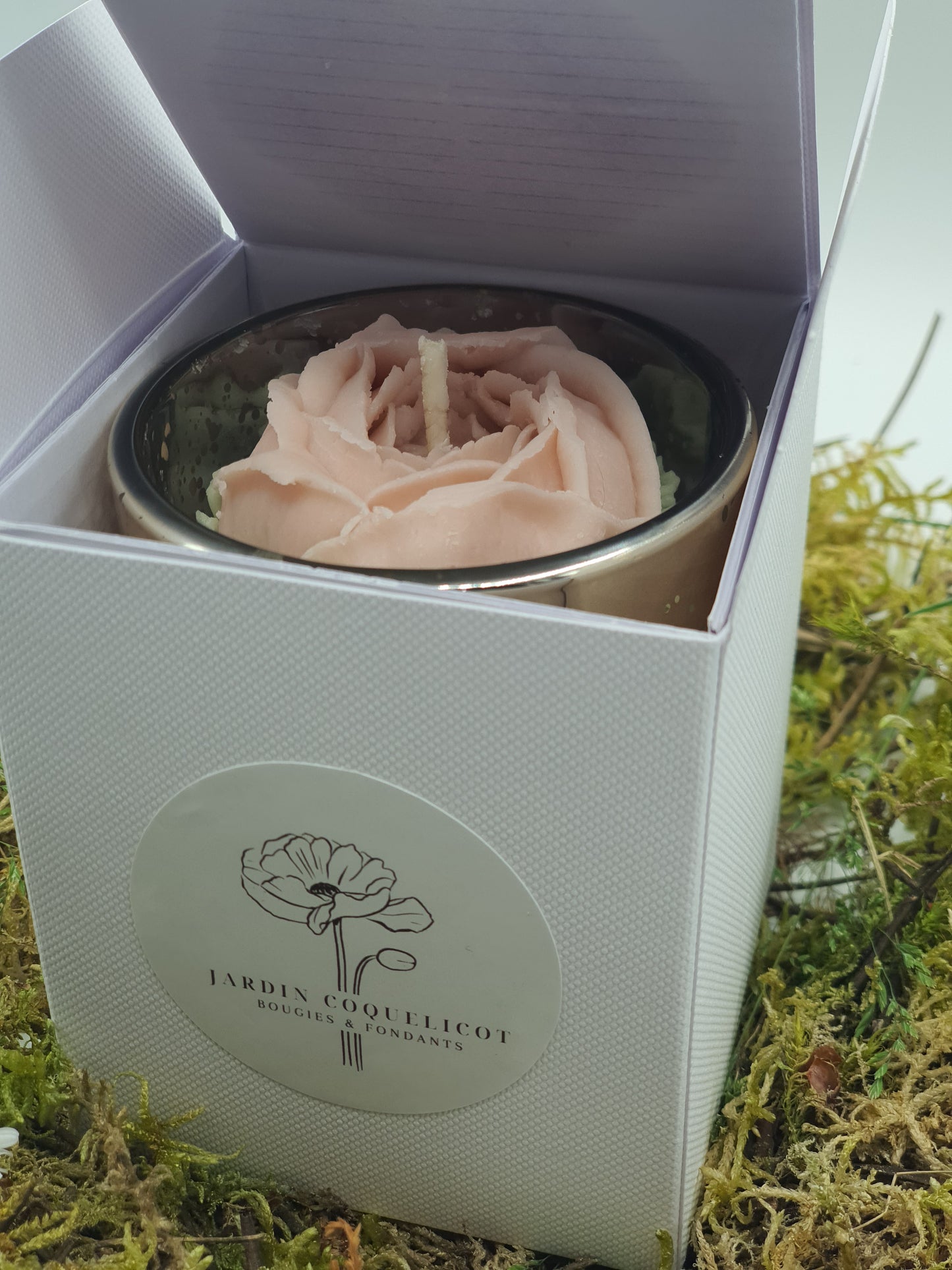 Bougie et son fondant rose