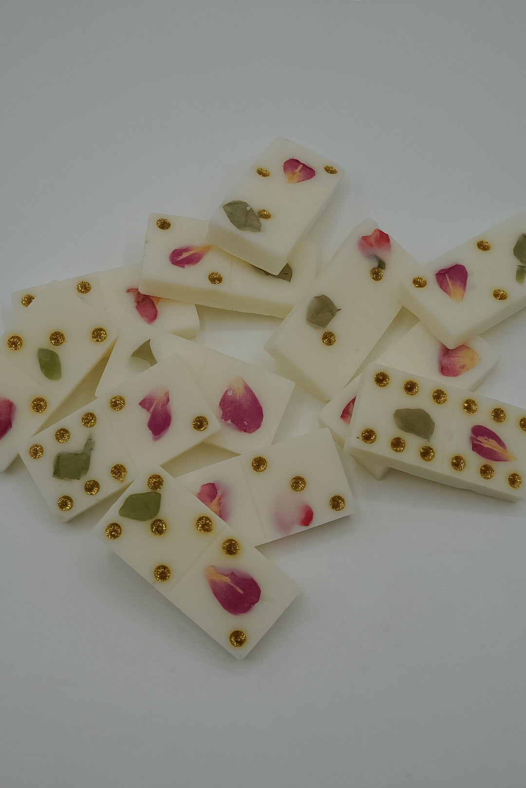 Domino parfumé artisanal – Pétales rose