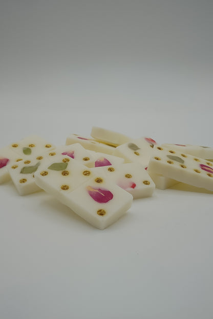 Domino parfumé artisanal – Pétales rose